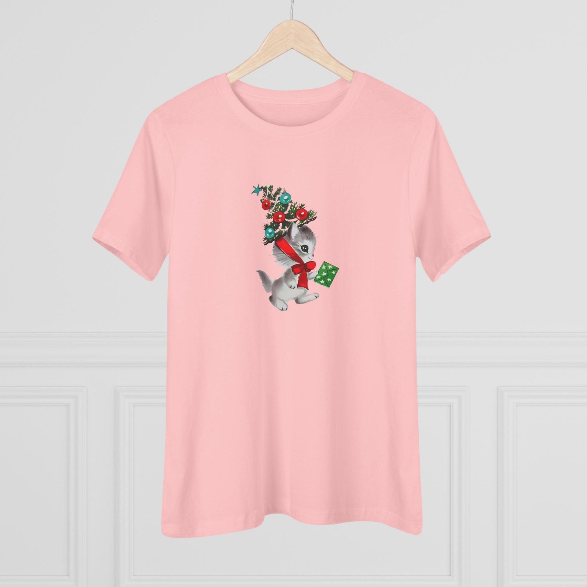 Kittie with Christmas Tree Hat and Card - Women's Softstyle Tee - Whippie's
