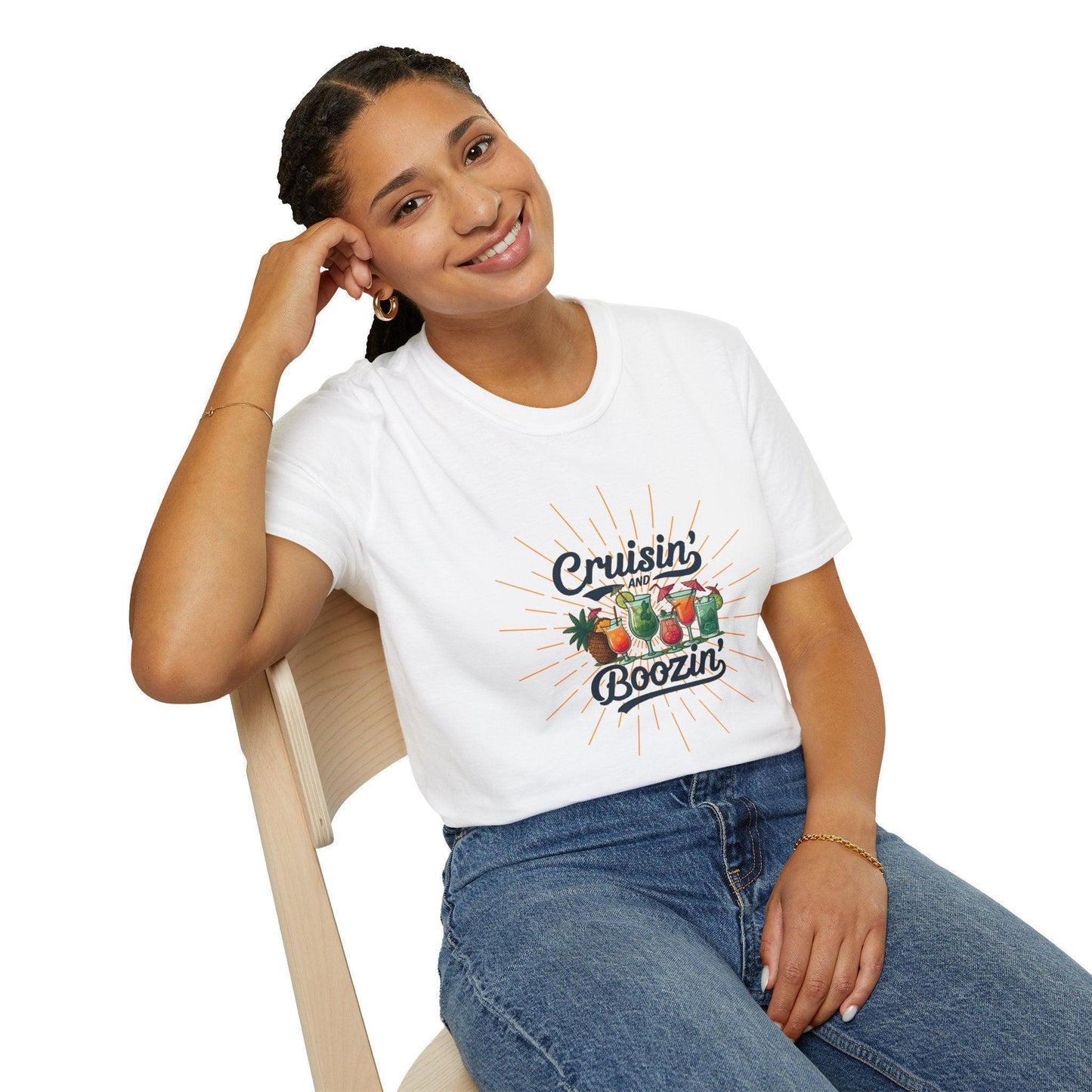 Cruisin' and Boozin Unisex Tee ๐ณ๏ธ๐น - Whippie's