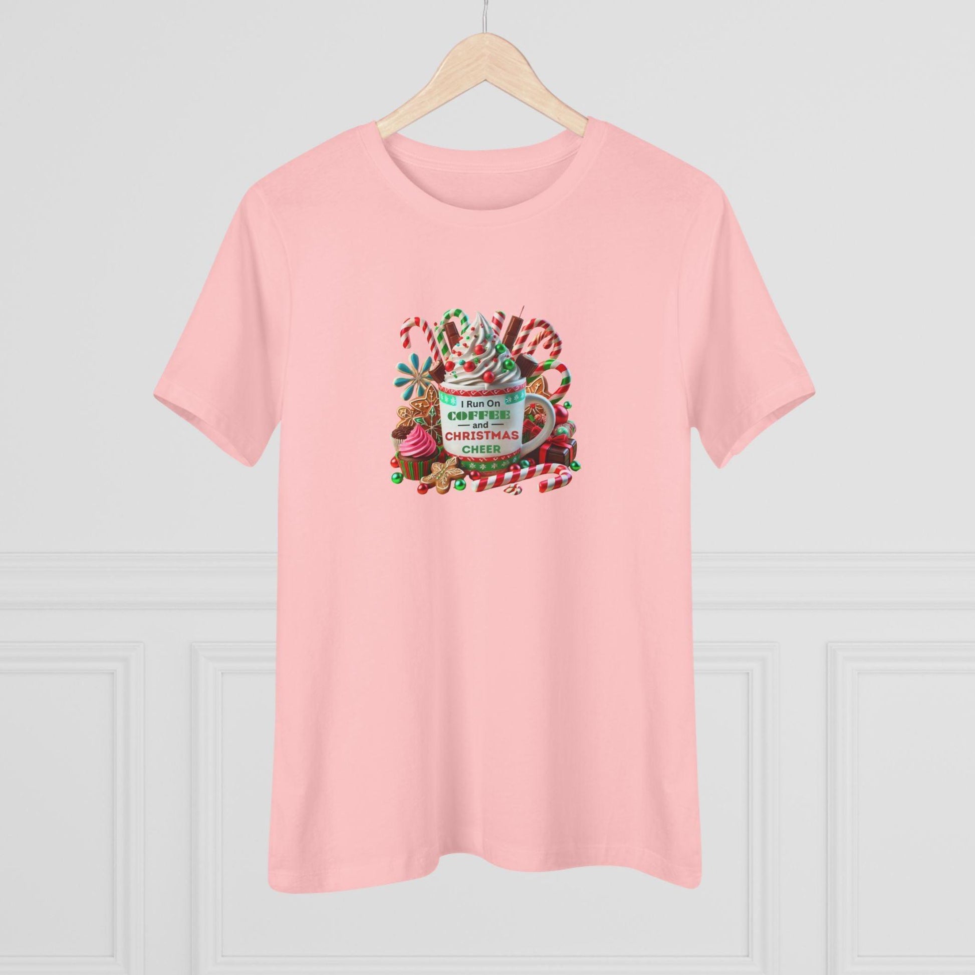 ☕🎄 I Run on Coffee & Christmas Cheer 🎁🌟 - Women's Softstyle Tee - Whippie's