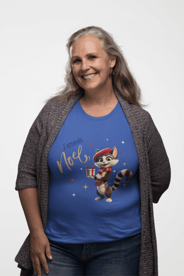 J'attends Noël 🐈⬛ Women's Tee 🎄 A purr-fectly Parisian Christmas! - Whippie's