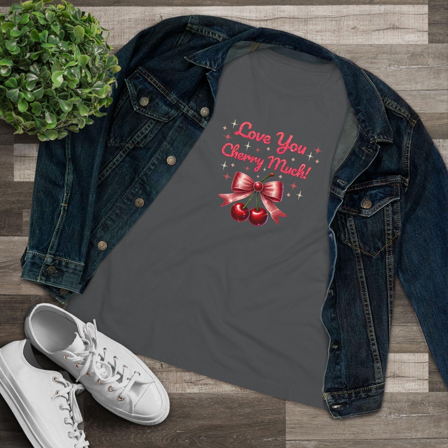 🍒 Love You Cherry Much! 🍒 Spread the Love! Women's T-shirt - Whippie's