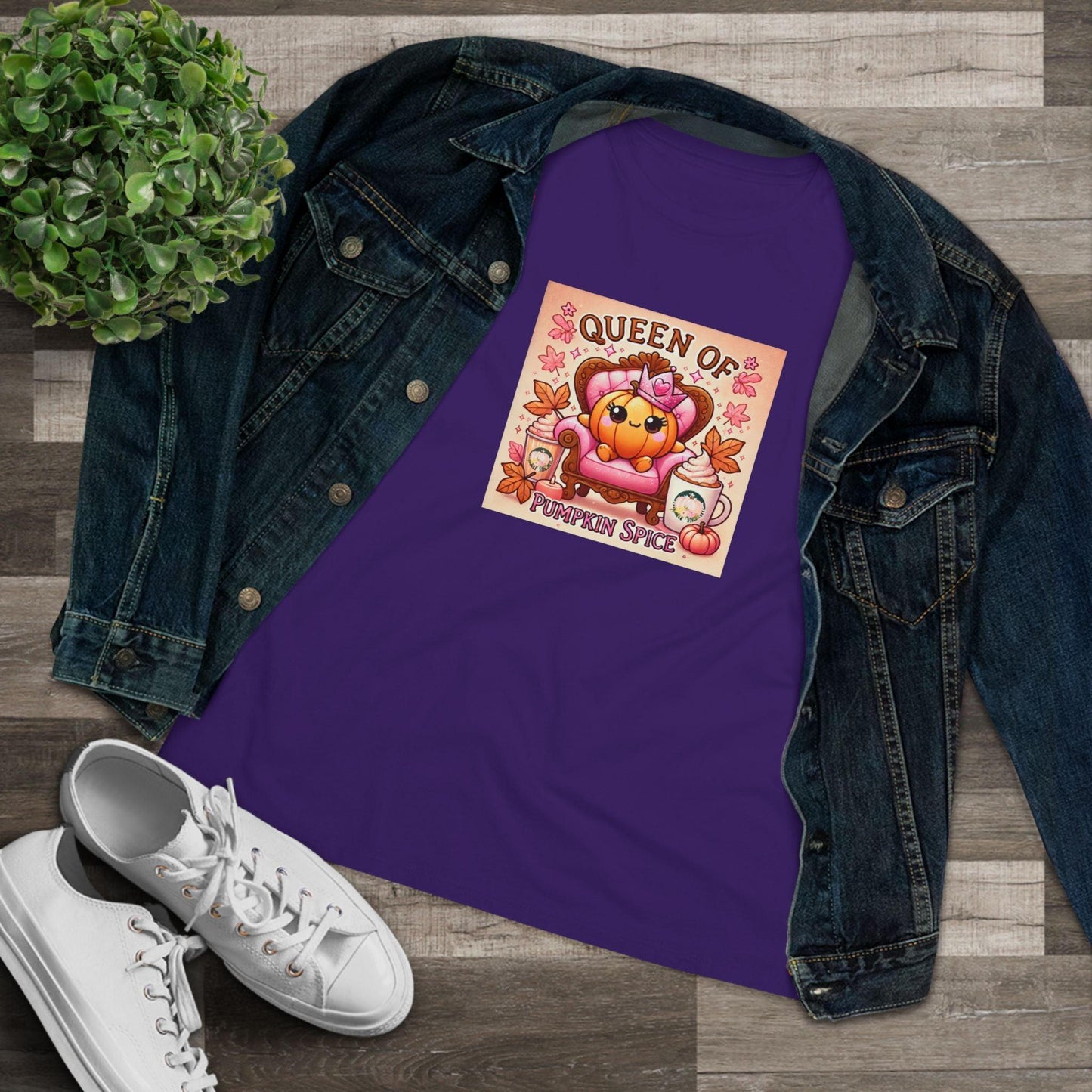 Queen of Pumpkin Spice - Women's Softstyle Tee - Whippie's