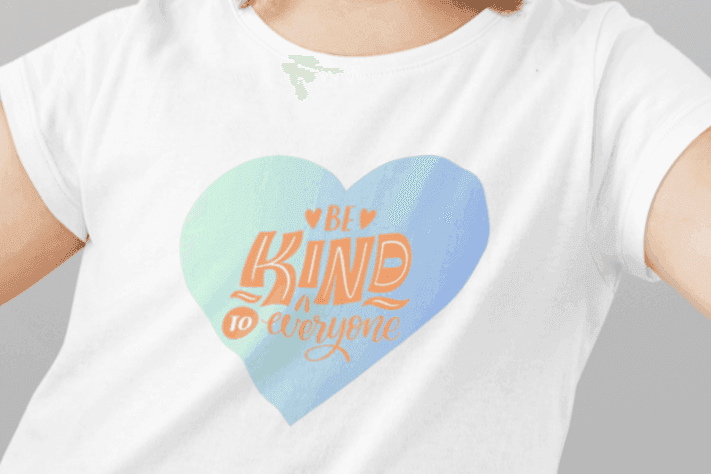 Be Kind to Everyone Kids Tee! 💙💖 - Whippie's