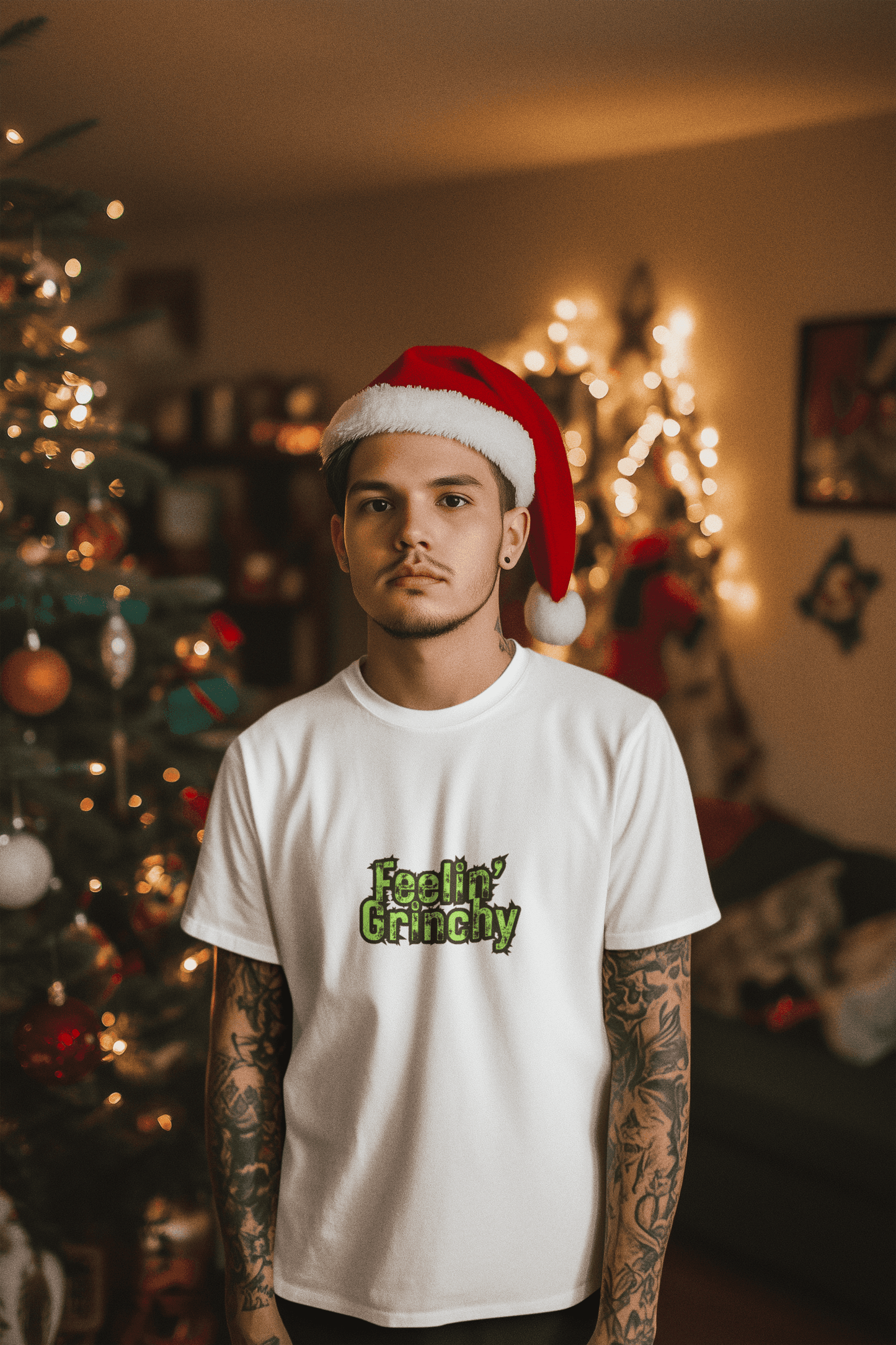 Feelin' Grinchy 🎄🎅 - Unisex Softstyle T-Shirt 👕 - Whippie's