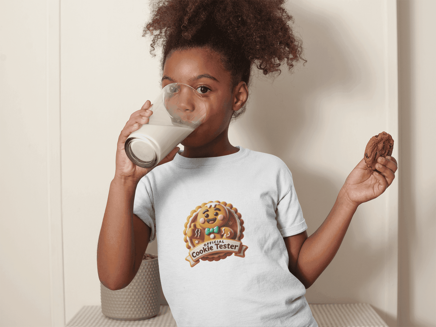 Official Cookie Tester 🍪 – Fun 3D Gingerbread Circle with Peekaboo Gingerbread Man - Kids Unisex Softstyle Tee - Whippie's