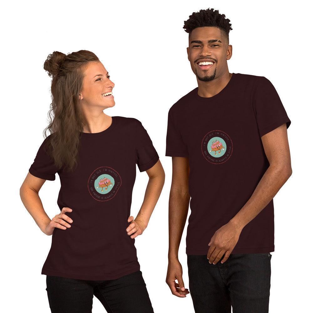 Birthday - Vintage - Unisex T-shirt - Whippie's