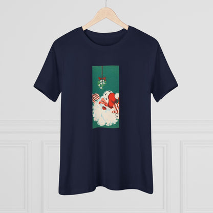 Santa Mistletoe Kisses - Women's Tee - Whippie's