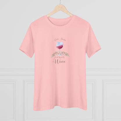🍷💌 Dear Santa, Just Bring Wine 🎅🎄 - Women's Softstyle Tee - Whippie's