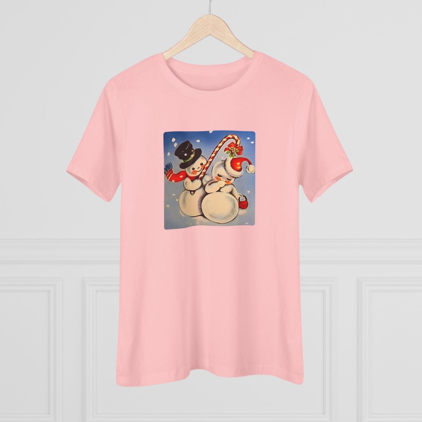 Snow Couple Mistletoe - Women's Softstyle Tee - Whippie's