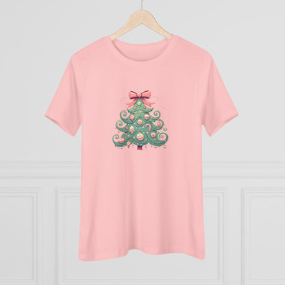🎄💖 Pastel Dream Christmas Tree ✨🎀 - Women's Softstyle Tee - Whippie's