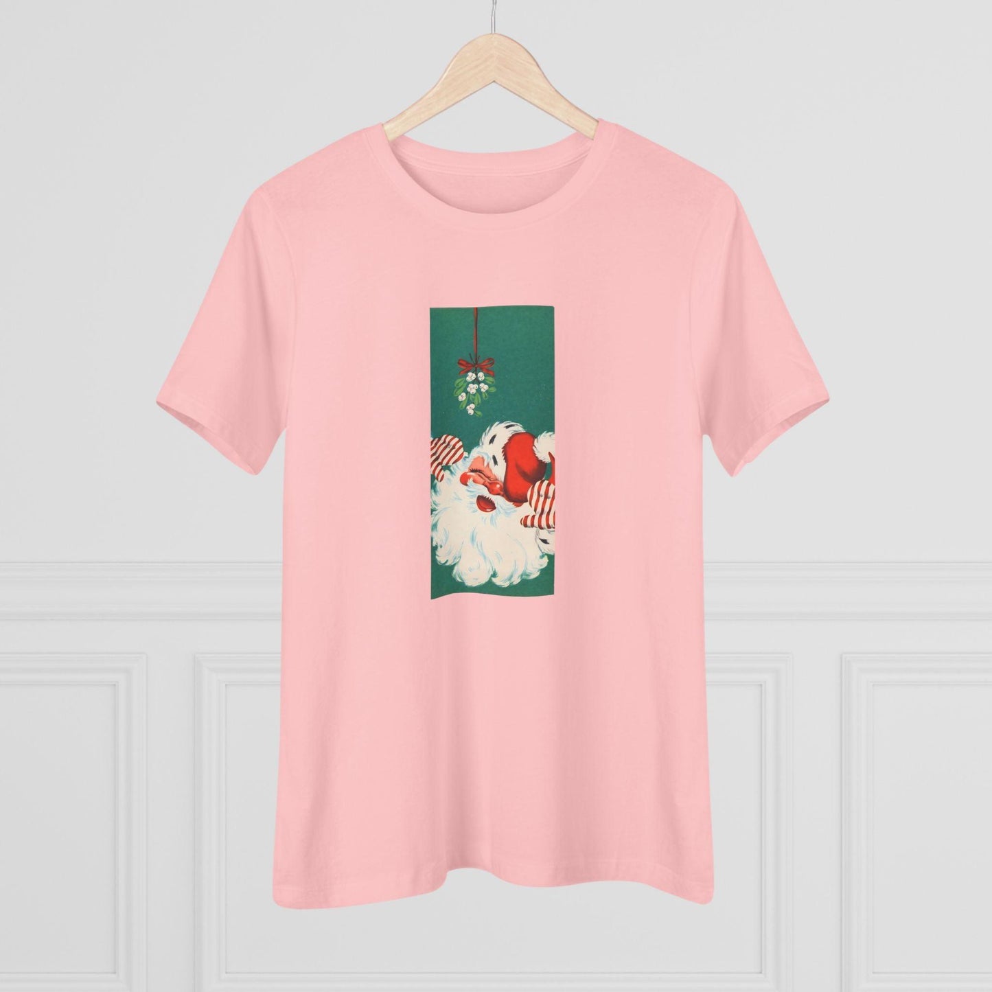 Santa Mistletoe Kisses - Women's Tee - Whippie's
