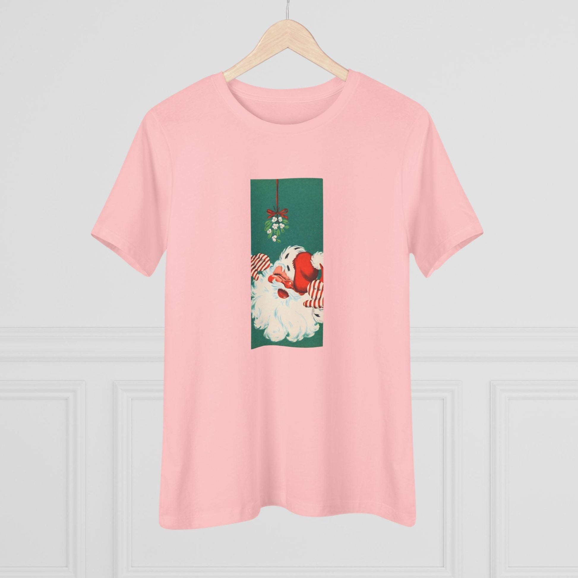 Santa Mistletoe Kisses - Women's Tee - Whippie's