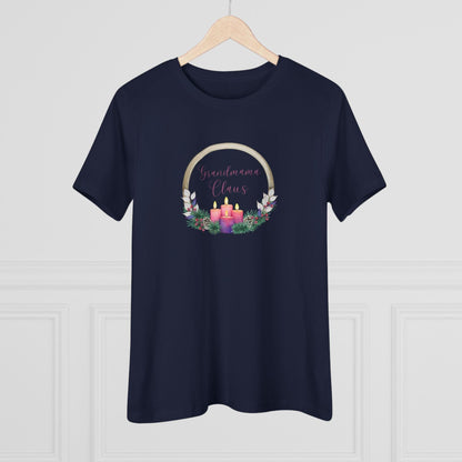 Grandmama Claus Tee - The Heart of Christmas 🤶🎄 - Women's Softstyle Tee - Whippie's
