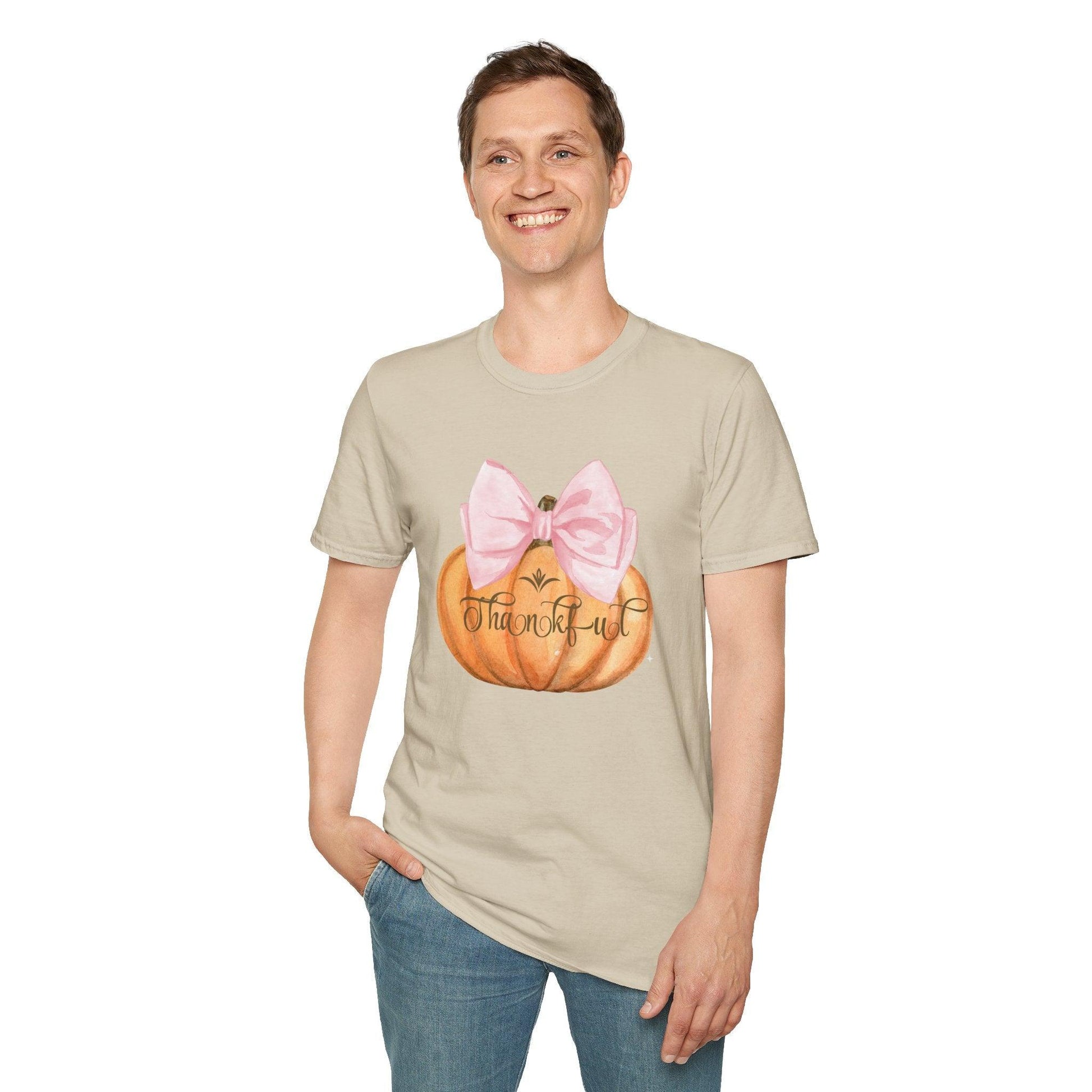 Thankful Pumpkin - A Heart Full of Gratitude! 🧡🎀 Unisex Tee - Whippie's