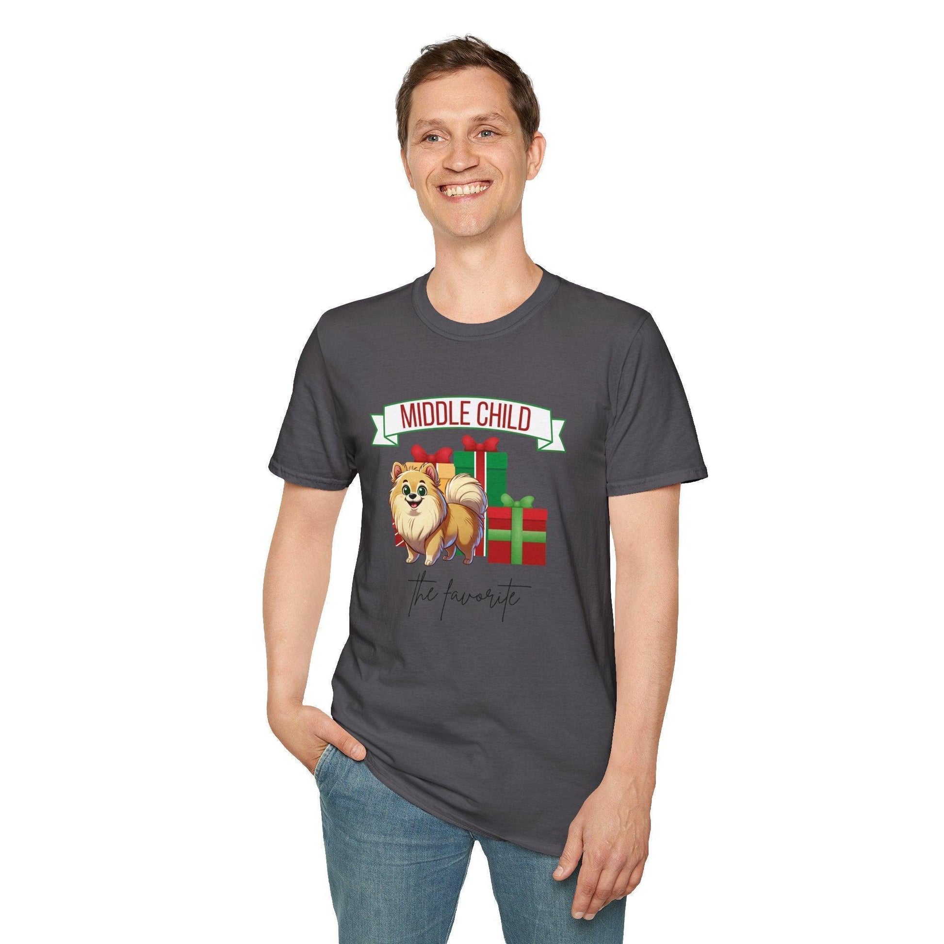 Middle Child, The Favorite 🎁🐶 Pomeranian - Unisex Tee! 🎁👑 - Whippie's