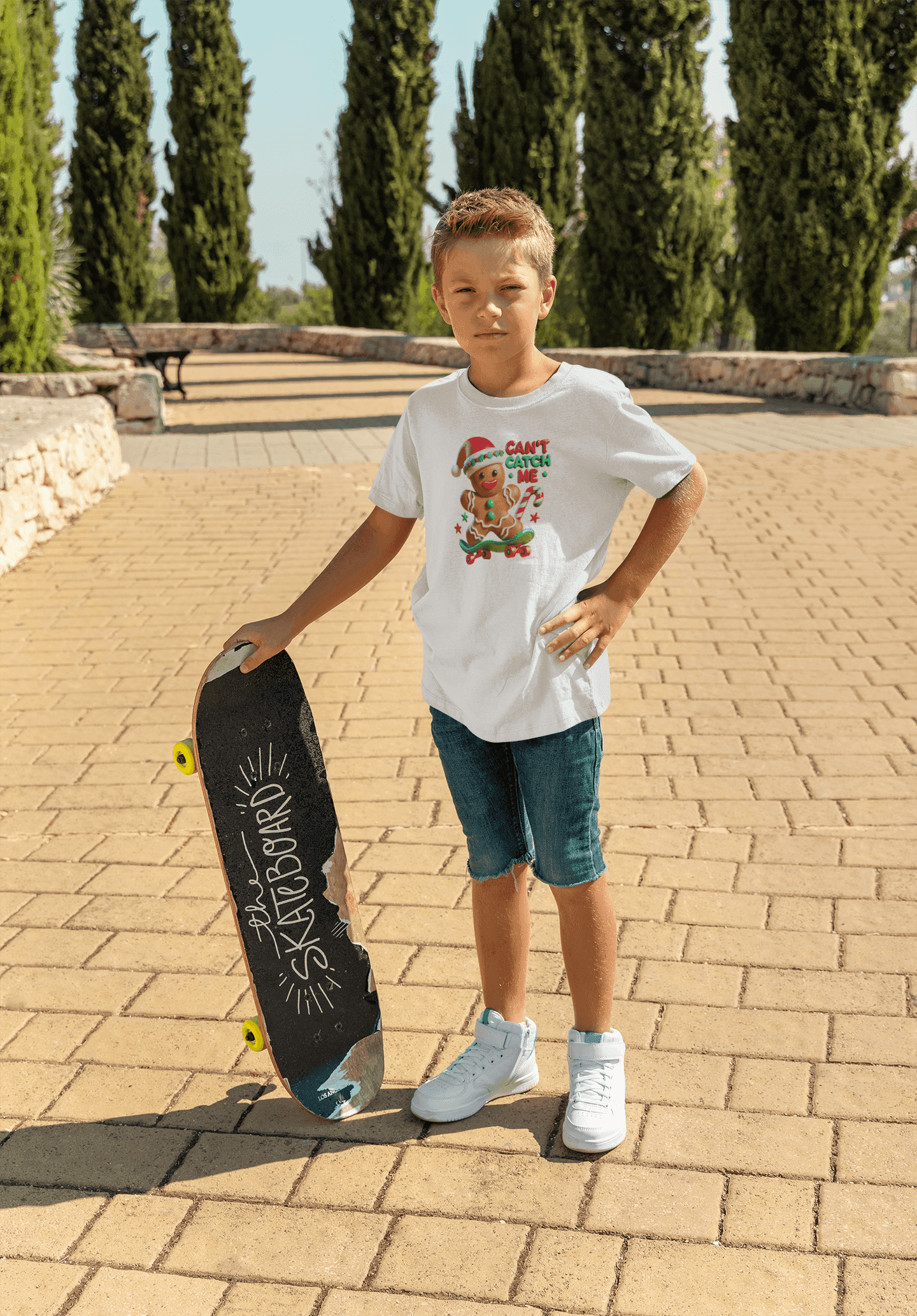 Can't Catch Me! Kids' Tee Gingerbread Man on a Skateboard 🛹💨 - Whippie's