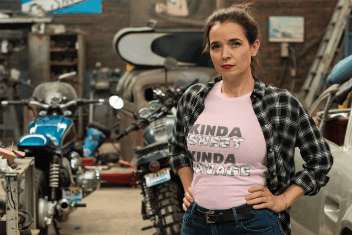 ✨ Kinda SWEET Kinda SAVAGE 😎 Women's Tee 💖 - Whippie's