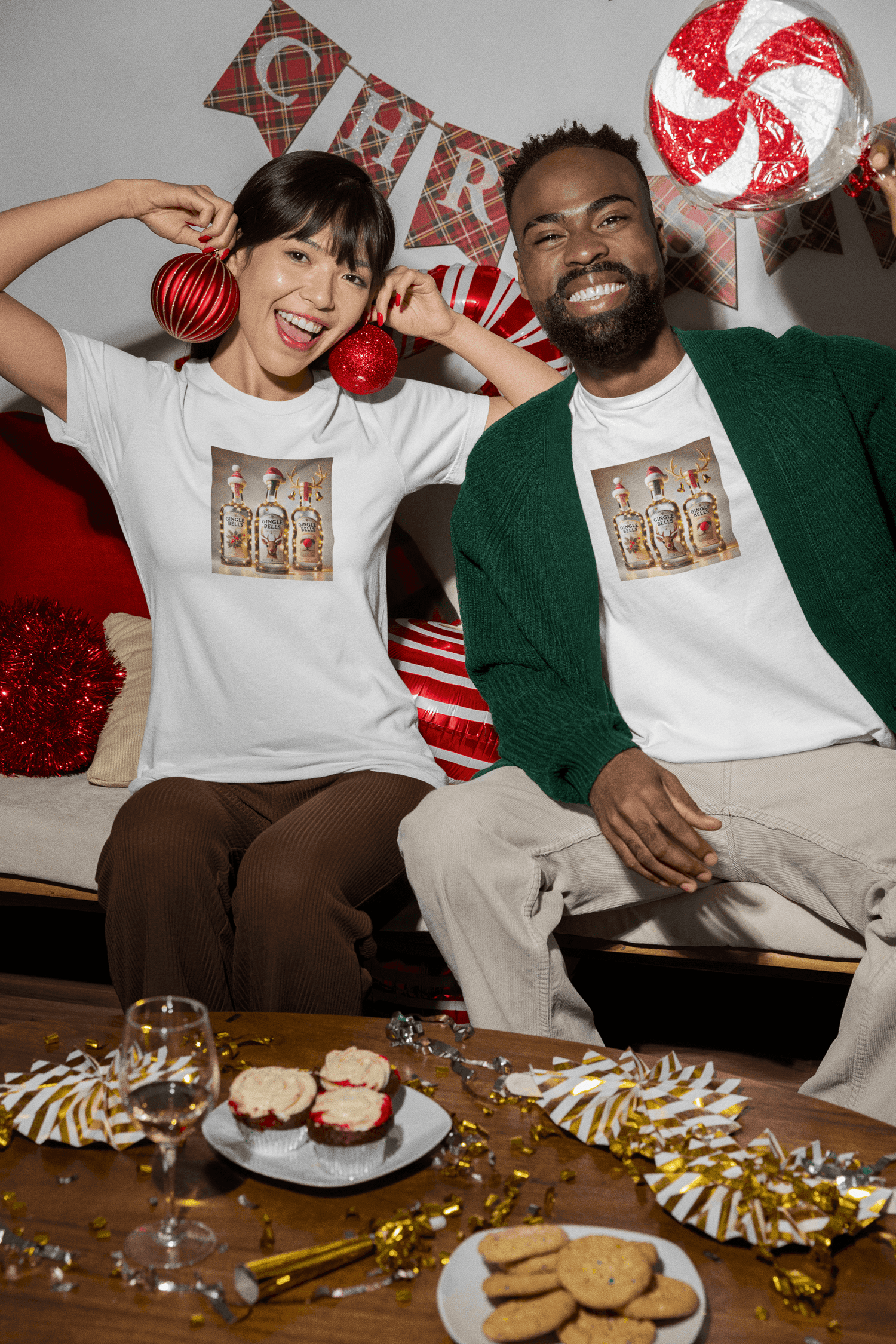 GINgle Bells! 🎄🎅🍸 - Unisex Softstyle T-shirt - Whippie's
